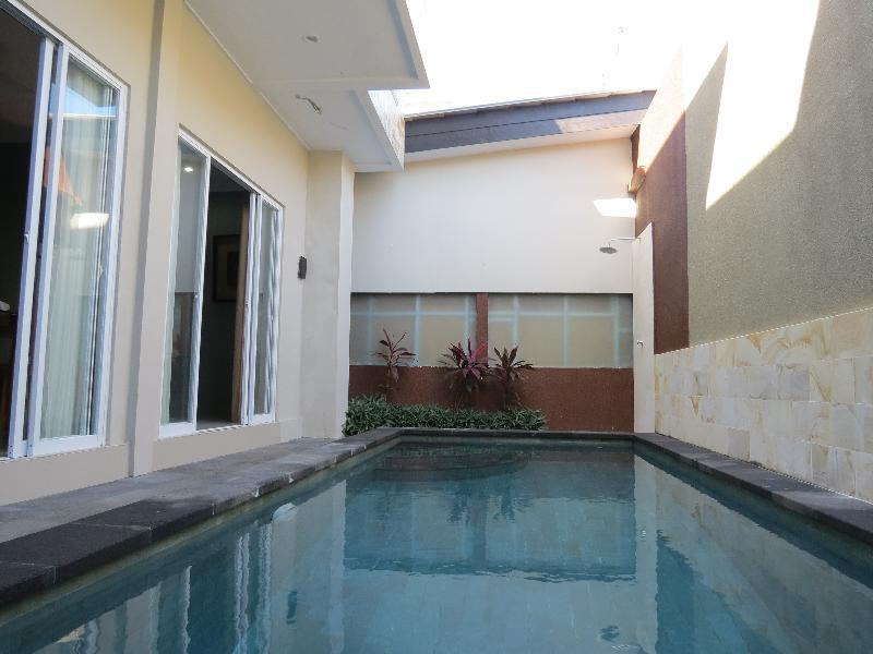 Padma Pandawa Villa Kutuh Экстерьер фото